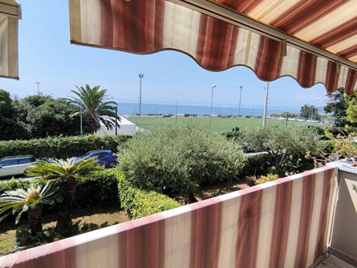 Appartamento bilocale in affitto in Pineta, Arenzano