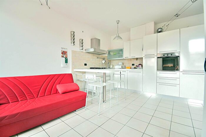 Appartamento bilocale in vendita in Via Gramsci, Colle Di Val DElsa