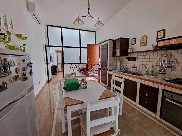 Casa trilocale in vendita in Piazza Castello, Marsala