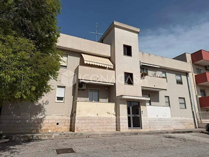 Appartamento quadrilocale in vendita in Viale Michelangelo, Manfredonia