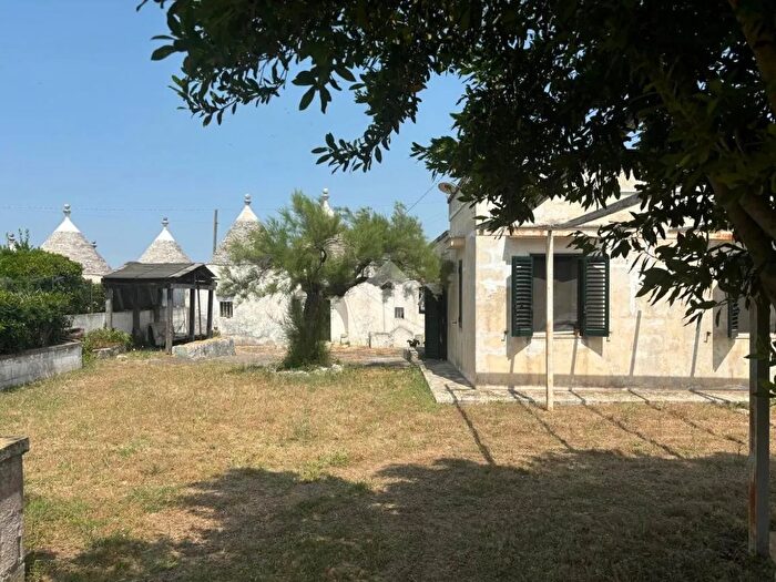 Casa con 5 locali in vendita in Contrada Carpari, Martina Franca