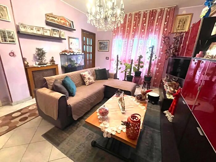 Appartamento quadrilocale in vendita in Via Bernardino Verro, Milano