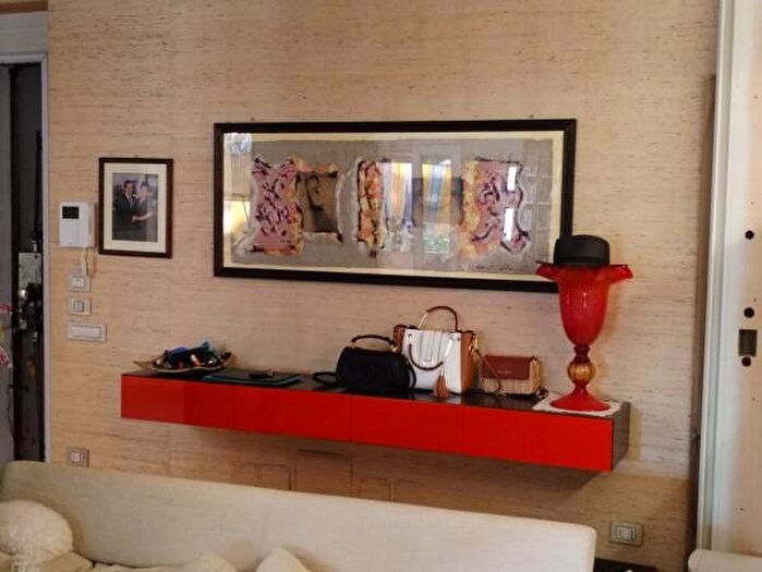 Appartamento con 5 locali in vendita in Aversa