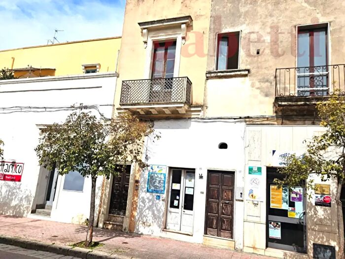 Appartamento trilocale in vendita in Via Cosimo Mariano, Copertino