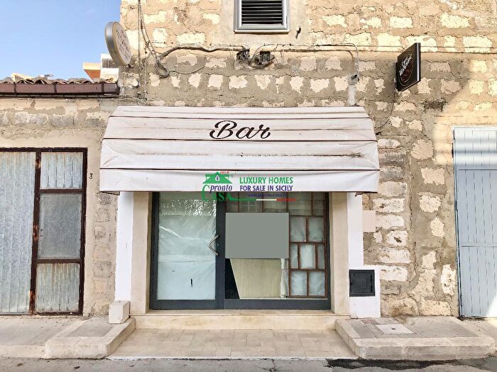 Casa bilocale in vendita in Via Fleming, Santa Croce Camerina