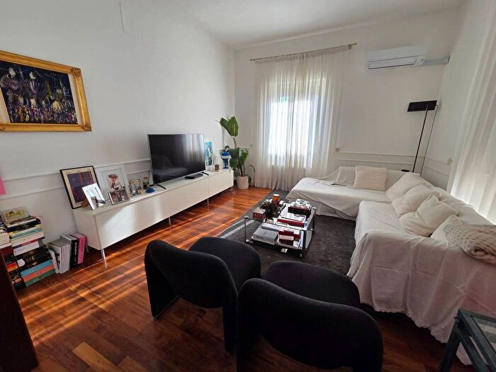 Appartamento quadrilocale in affitto in Via Venezia Lungofiume Paolucci, Pescara