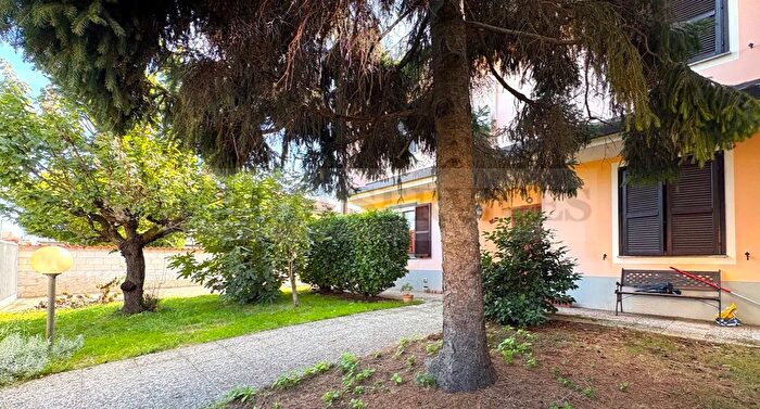 Appartamento quadrilocale in vendita in Via Primo Maggio N°, Garlasco