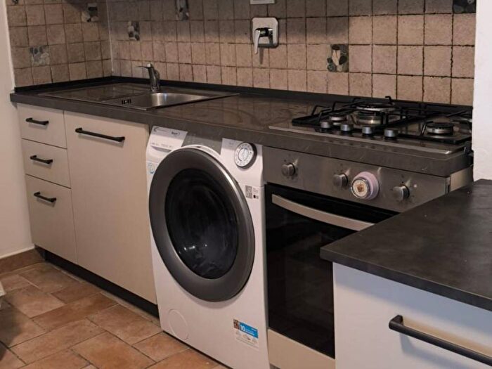 Appartamento bilocale in affitto in Strada Romano di SottoTeverella, San Martino in Campo Santa Maria Rossa, Perugia