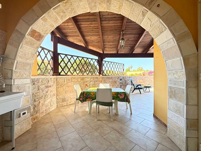 Casa trilocale in vendita in Viale dei Pashà, Melendugno