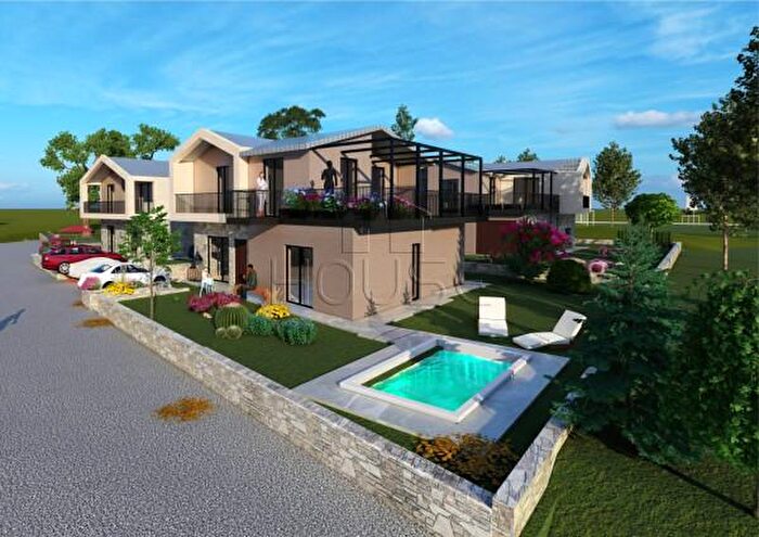 Appartamento con 5 locali in vendita in Arezzo