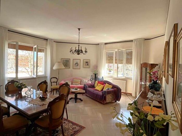 Appartamento con 5 locali in vendita in Senigallia