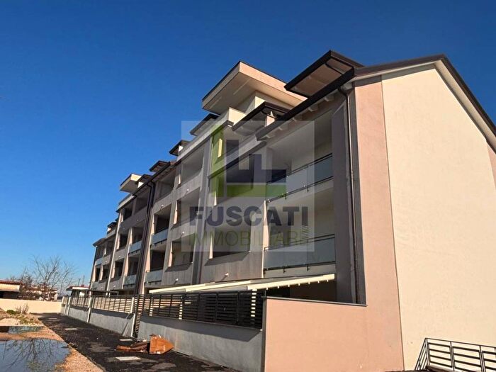 Appartamento trilocale in affitto in Contrada SantAlfonso, Centro, Mugnano di Napoli