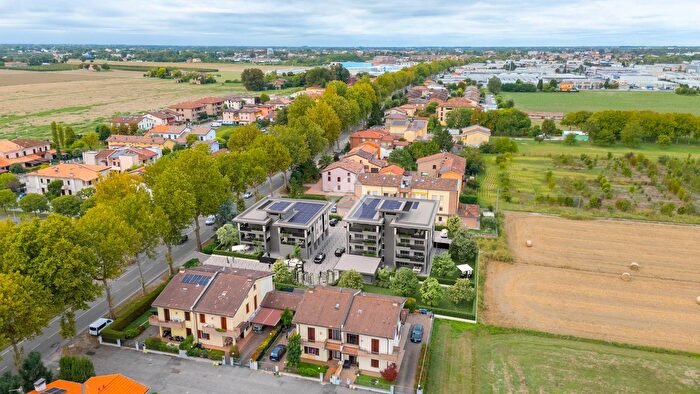 Appartamento bilocale in vendita in Viale Antonio Gramsci, Mirandola