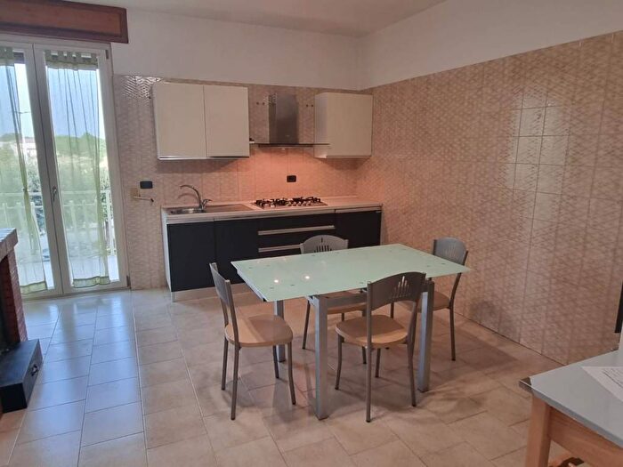 Appartamento trilocale in affitto in Via Antonio Gramsci, Villa D'agri, Marsicovetere