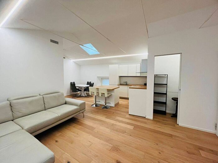 Appartamento trilocale in affitto in Largo dei Pecile, Centro Storico, Udine