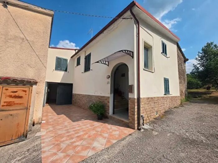 Casa quadrilocale in vendita in Via Colle Manieri, Cantalupo Nel Sannio