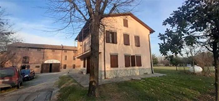 Casa con 6 locali in vendita in Formigine