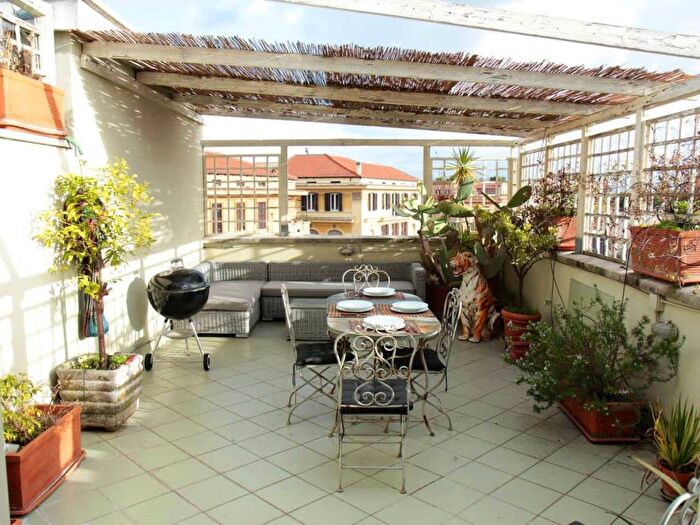 Appartamento trilocale in affitto in Via Giorgio Baglivi, Policlinico, Roma