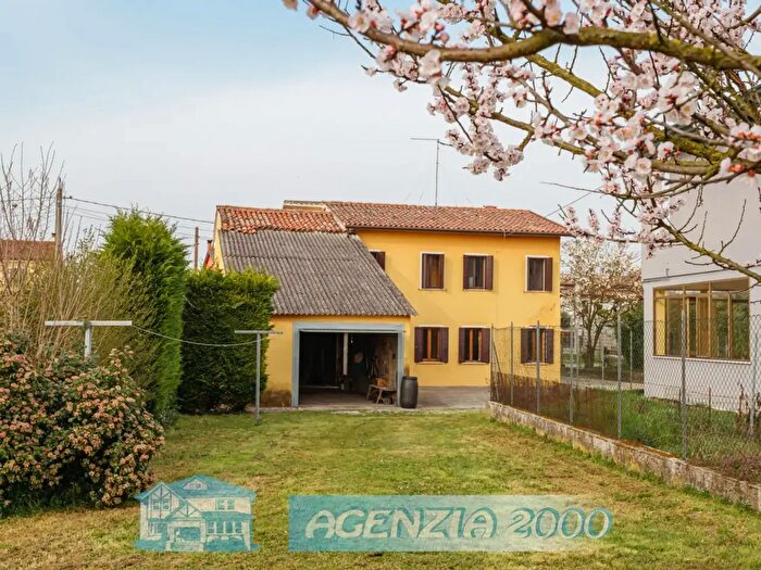 Casa quadrilocale in vendita in Via Cappelline, Terrassa Padovana