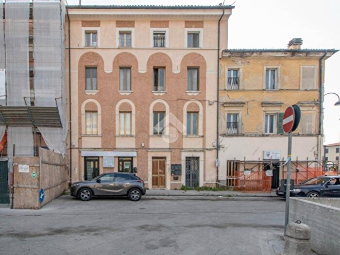 Appartamento trilocale in affitto in Via Borgo SantAntonio, Rieti