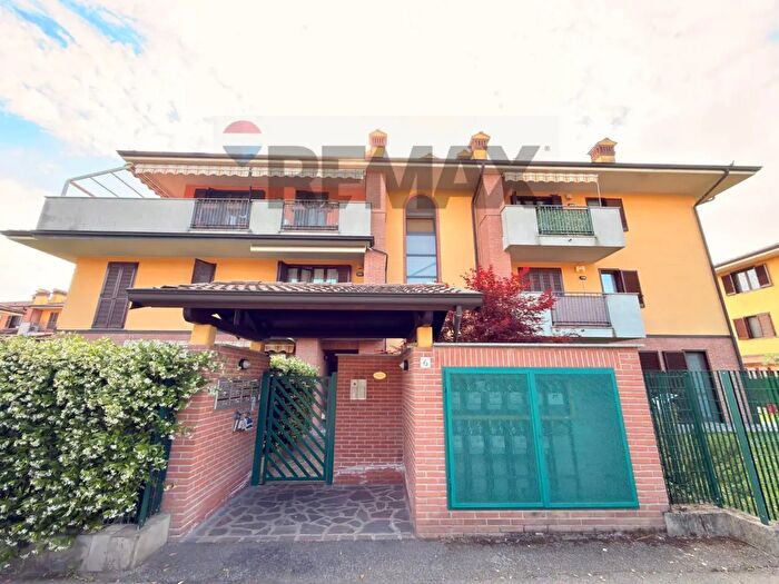 Appartamento trilocale in vendita in Via Galileo Galilei, Dresano