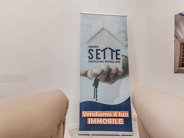 Appartamento trilocale in affitto in Via Alcide Pedretti, Ostia Ponente, Roma