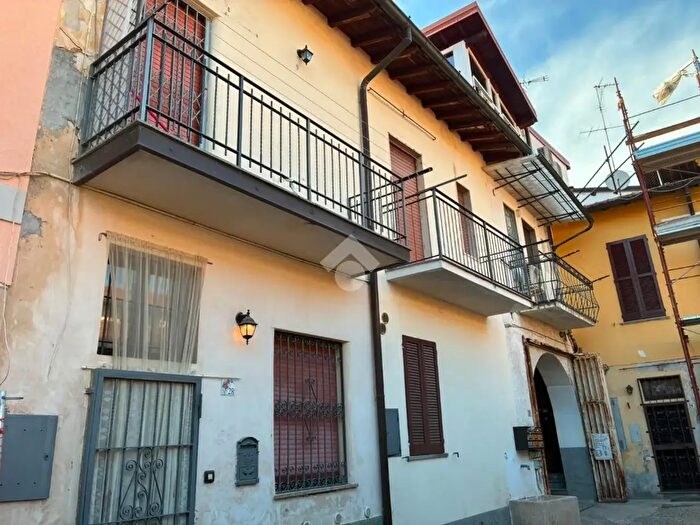 Casa bilocale in vendita in Via Cavour, Corbetta