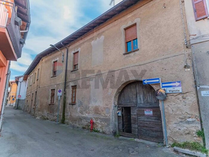 Case in Vendita e in Affitto - 2