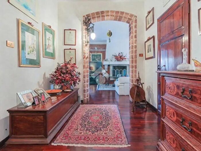 Appartamento trilocale in vendita in Via Nicolò Paganini, Reggio Emilia