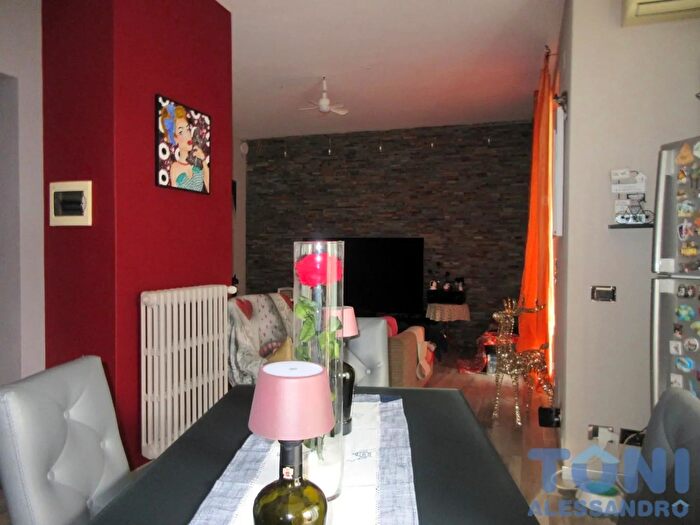 Appartamento con 6 locali in affitto in Empoli