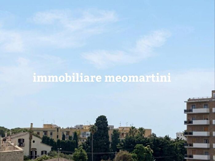 Appartamento trilocale in affitto in Via San Simeone, Gelone Cadorna, Siracusa