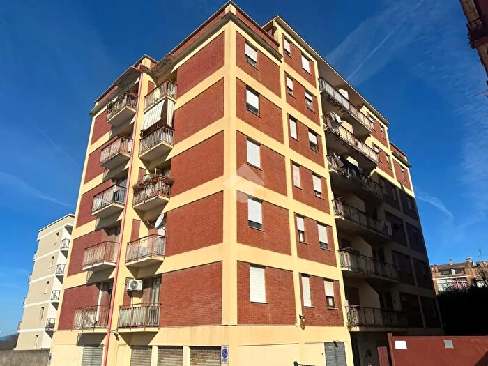 Appartamento trilocale in vendita in Via Pigliaru, Sassari