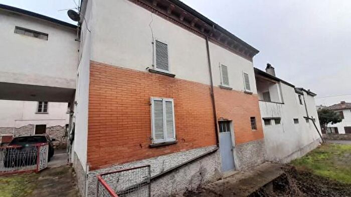 Casa trilocale in vendita in Via Maestra SNC, Borgo Priolo