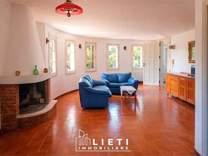 Appartamento trilocale in affitto in Via Calata latorretta, Tamburi Lido Azzurro, Taranto