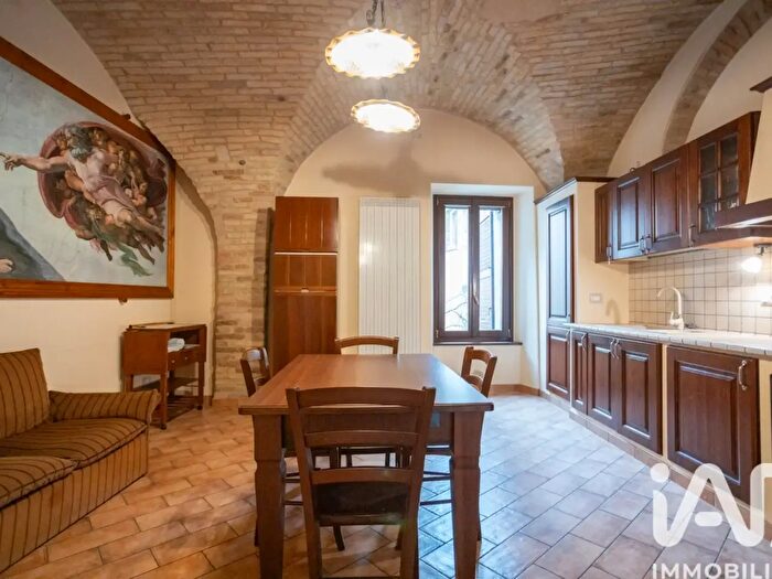 Appartamento con 6 locali in vendita in Corso del Popolo, Filottrano