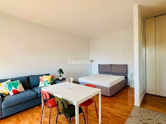 Appartamento monolocale in affitto in Via Alfonso Capecelatro, Milano