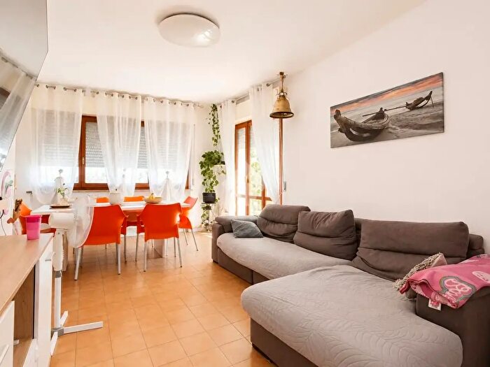 Appartamento trilocale in vendita in LoretoAn Via Montorso, Loreto