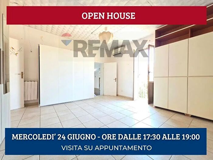 Appartamento quadrilocale in vendita in Via della Cava Aurelia, Roma