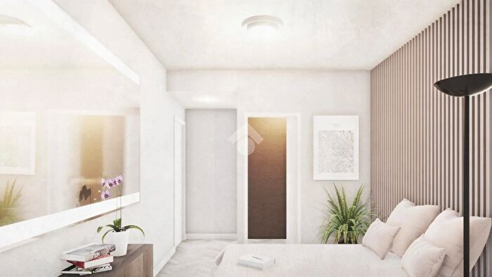 Casa quadrilocale in vendita in Via Ticino, Marnate