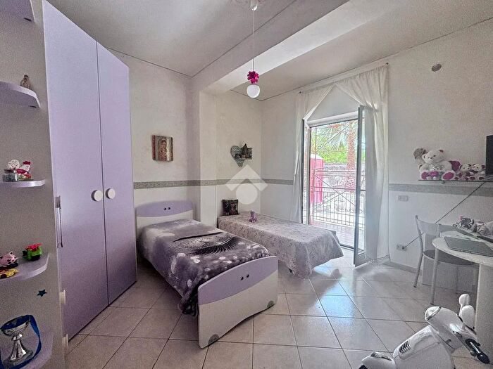 Appartamento trilocale in vendita in Via Marinaro, Casandrino