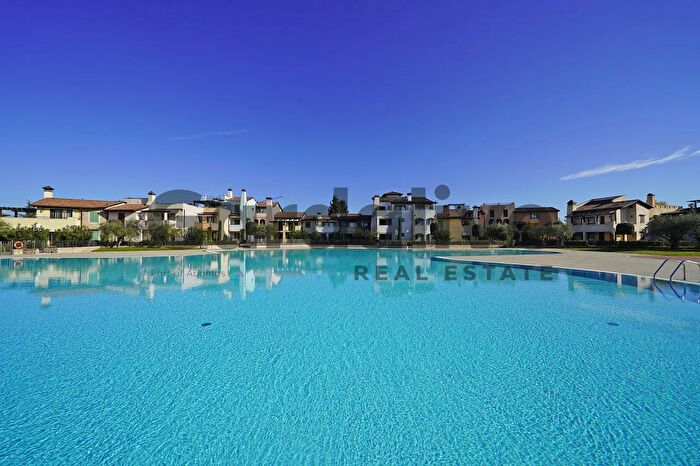 Appartamento trilocale in vendita in Localià Sermana Peschiera del Garda, Peschiera Del Garda