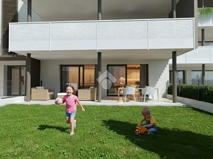 Appartamento quadrilocale in vendita in Via Monsignor Giuseppe Arena, Sandrigo