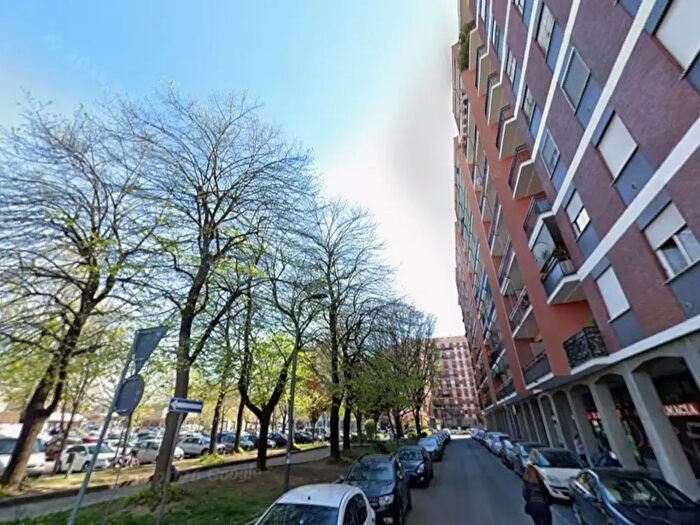 Appartamento bilocale in affitto in Via Doberdò, Milano