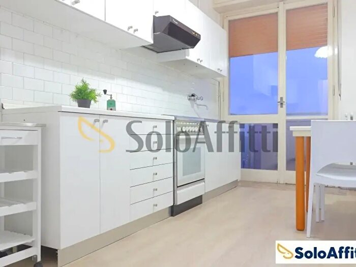 Appartamento bilocale in affitto in Viale alla Stazione, Desio