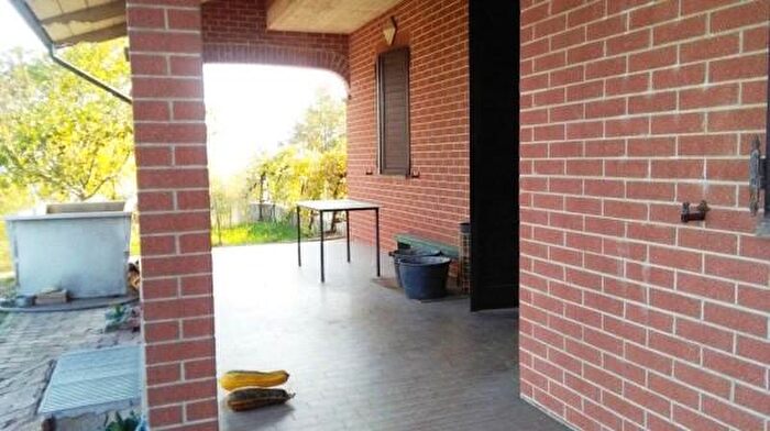 Casa con 6 locali in vendita in Maranello