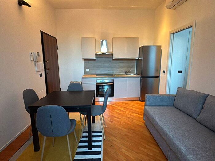 Appartamento bilocale in affitto in Via Cesare Balbo, Bocconi, Milano