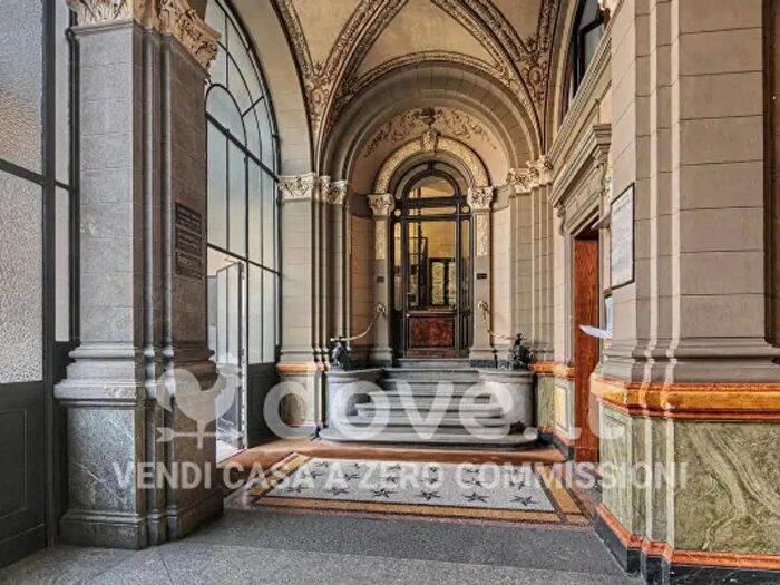 Appartamento trilocale in vendita in Corso Guglielmo Marconi, Torino