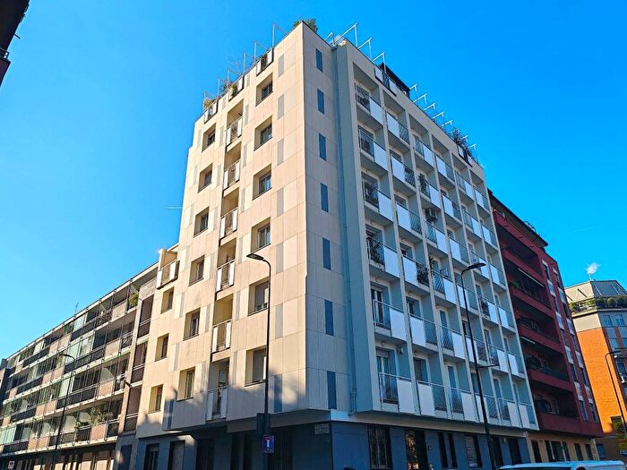 Appartamento bilocale in affitto in Via Lodovico Muratori, Porta Romana Medaglie dOro, Milano