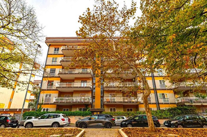 Appartamento con 5 locali in vendita in Viale John Fitzgerald Kennedy, Bari