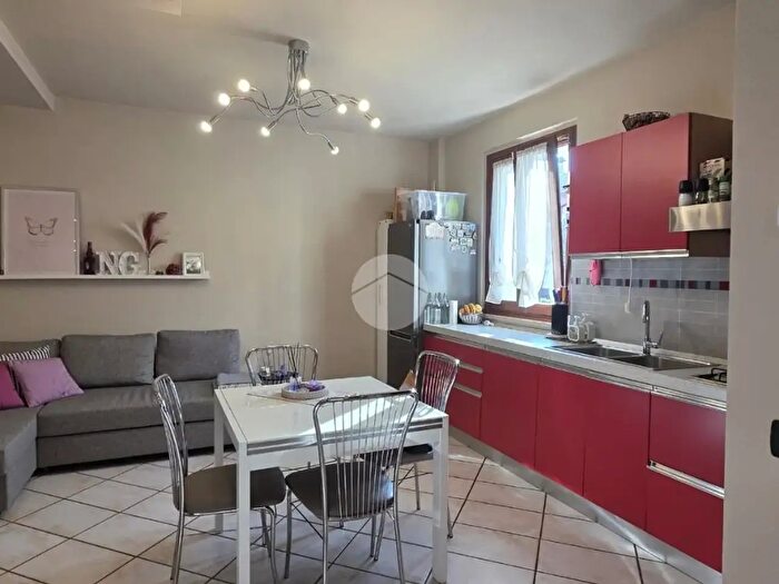 Appartamento bilocale in vendita in Via Piave, Adro